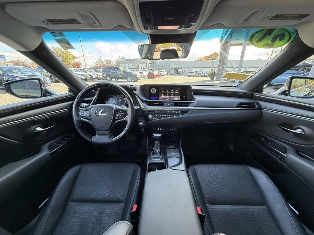 used 2021 Lexus ES 350 car, priced at $30,932