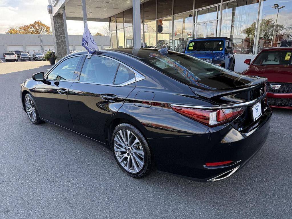 used 2021 Lexus ES 350 car, priced at $30,932