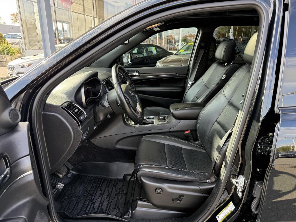 used 2021 Jeep Grand Cherokee car, priced at $26,880
