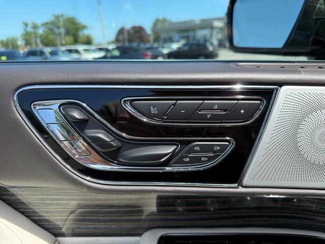 used 2019 Lincoln Navigator L car, priced at $54,052