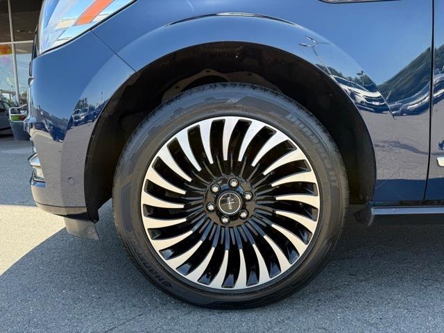used 2019 Lincoln Navigator L car, priced at $54,052