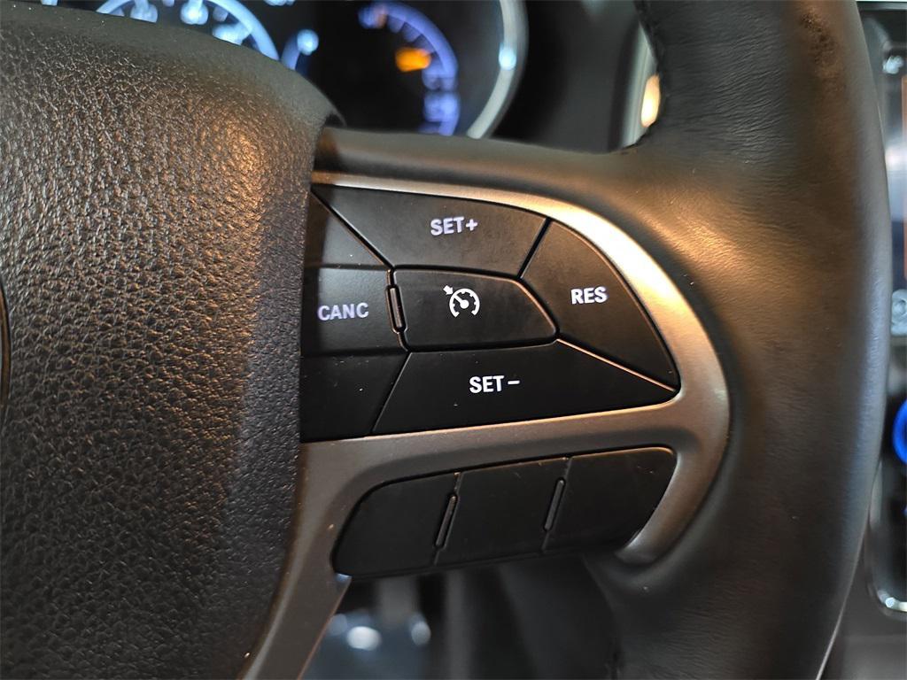 used 2018 Jeep Grand Cherokee car, priced at $17,300