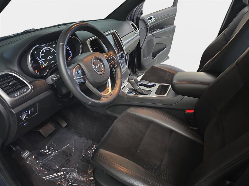 used 2018 Jeep Grand Cherokee car, priced at $17,300