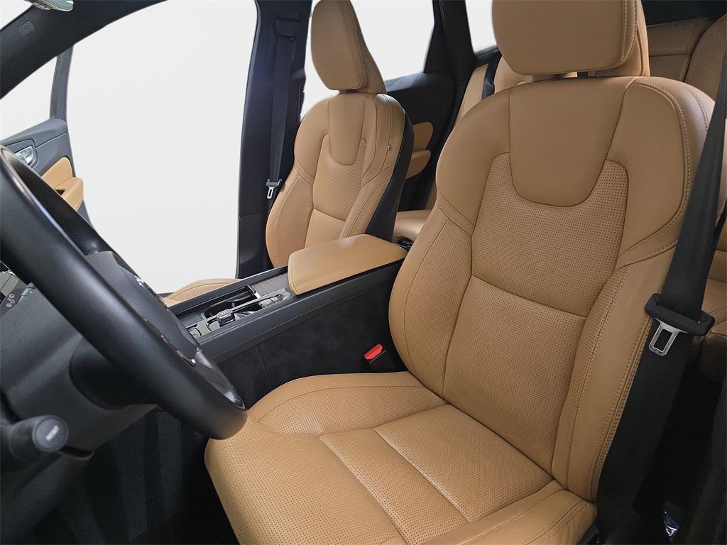 used 2022 Volvo XC60 car, priced at $27,990