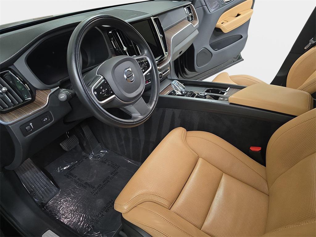 used 2022 Volvo XC60 car, priced at $27,990