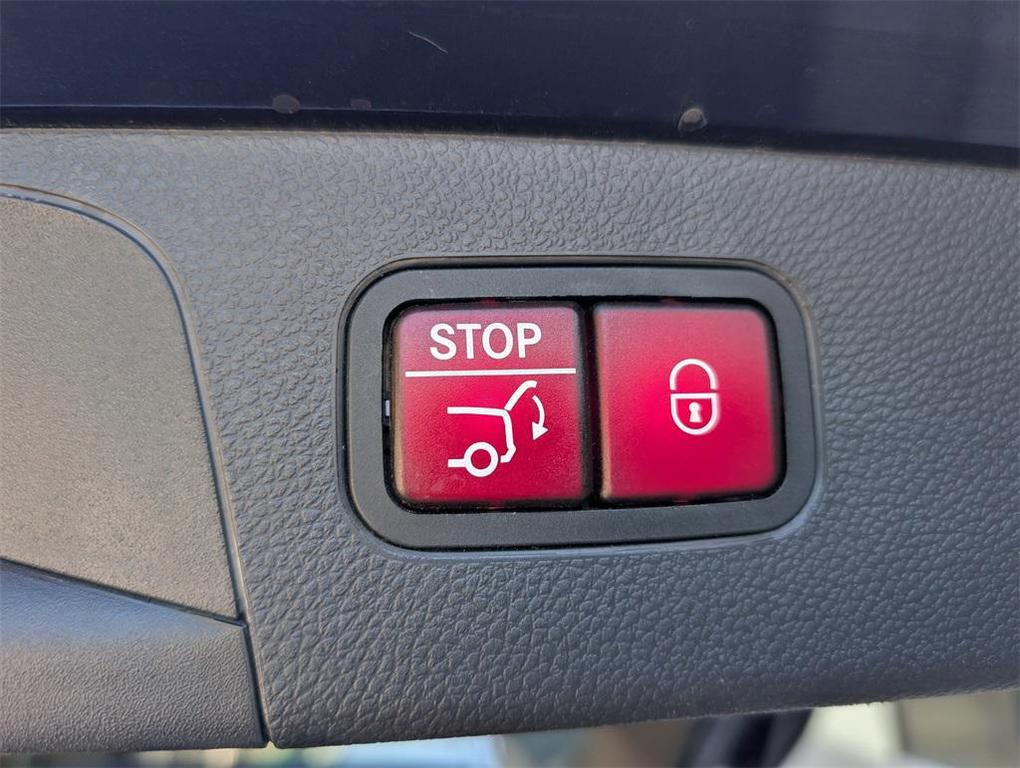 used 2018 Mercedes-Benz GLC 300 car, priced at $18,999