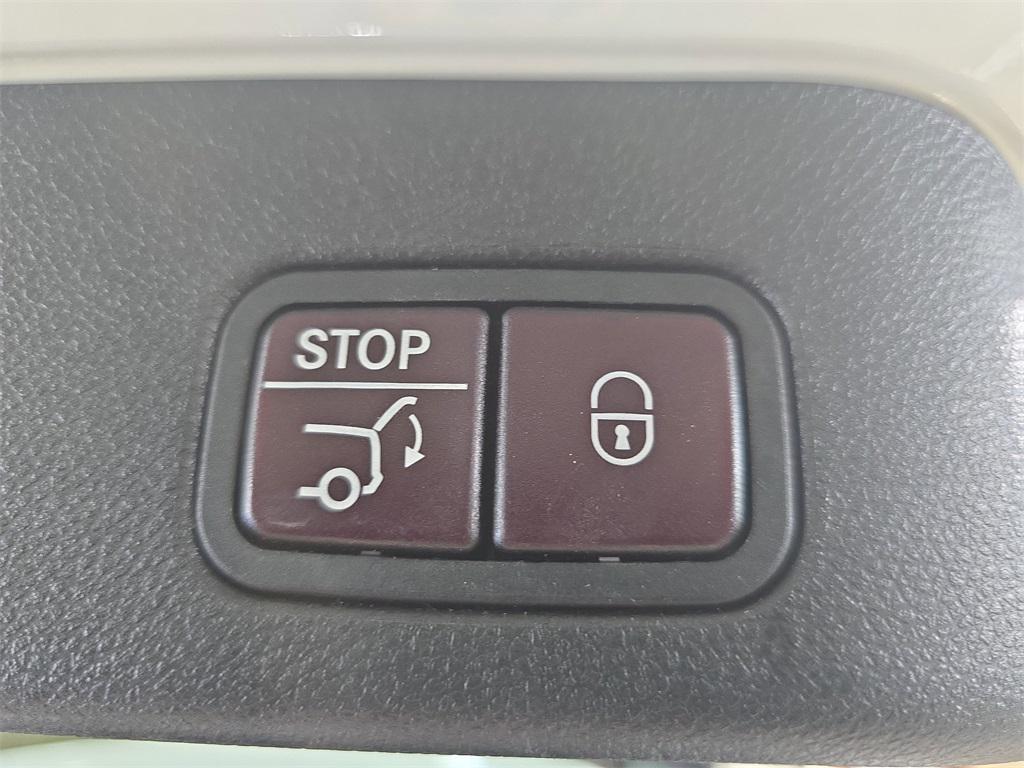 used 2016 Mercedes-Benz GLE-Class car, priced at $16,300