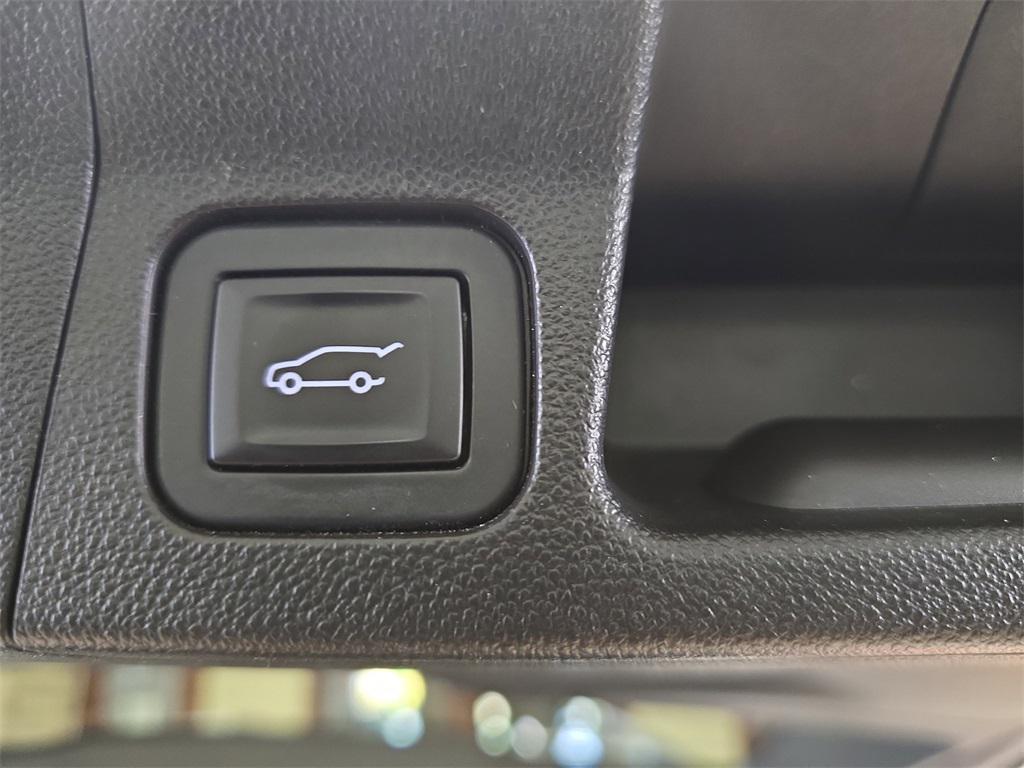 used 2018 GMC Acadia car, priced at $19,989
