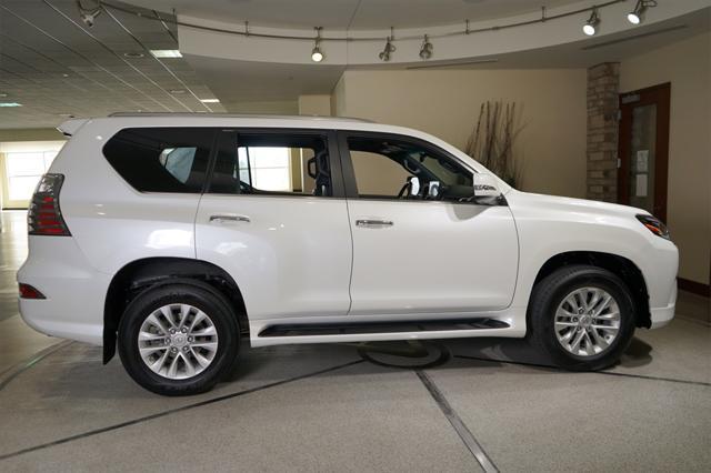used 2022 Lexus GX 460 car, priced at $47,600