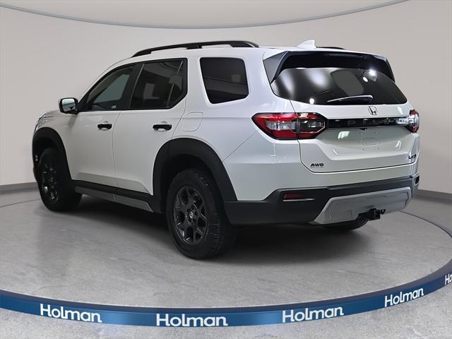 used 2024 Honda Pilot car, priced at $43,300