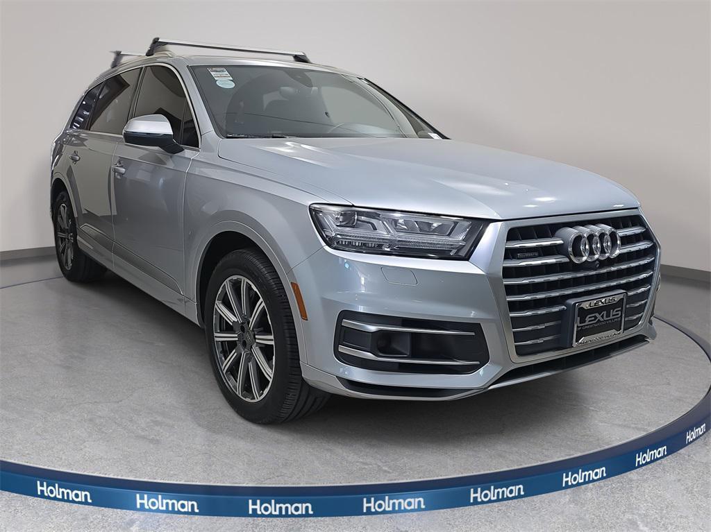 used 2017 Audi Q7 car, priced at $14,900