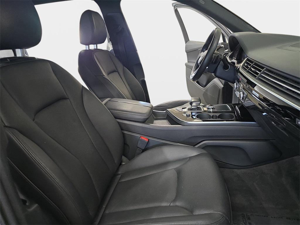 used 2017 Audi Q7 car, priced at $14,900