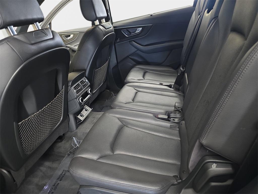 used 2017 Audi Q7 car, priced at $15,789
