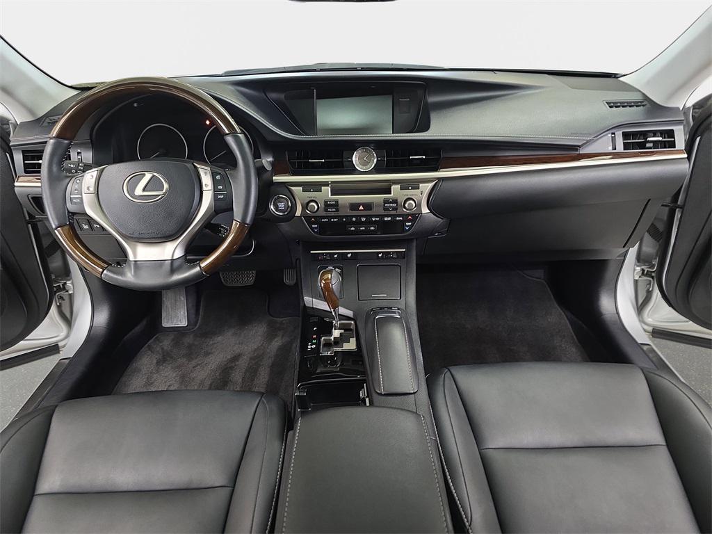 used 2013 Lexus ES 350 car, priced at $14,300
