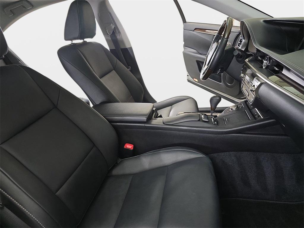 used 2013 Lexus ES 350 car, priced at $14,300