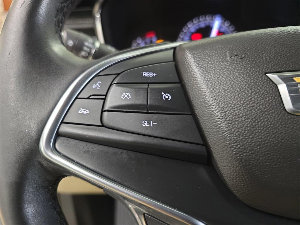 used 2018 Cadillac XT5 car, priced at $17,989