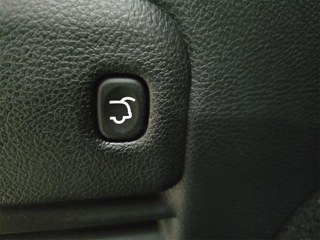 used 2020 Jeep Grand Cherokee car, priced at $35,300