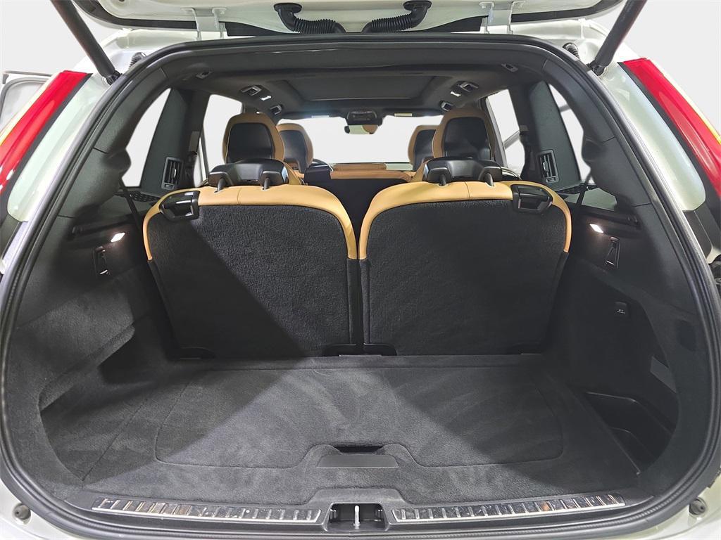 used 2017 Volvo XC90 car, priced at $18,290