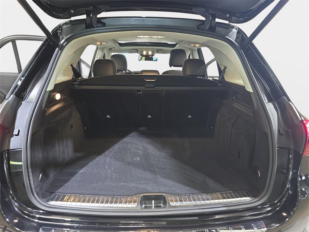 used 2024 Mercedes-Benz GLE 450 Plug-In Hybrid car, priced at $59,289