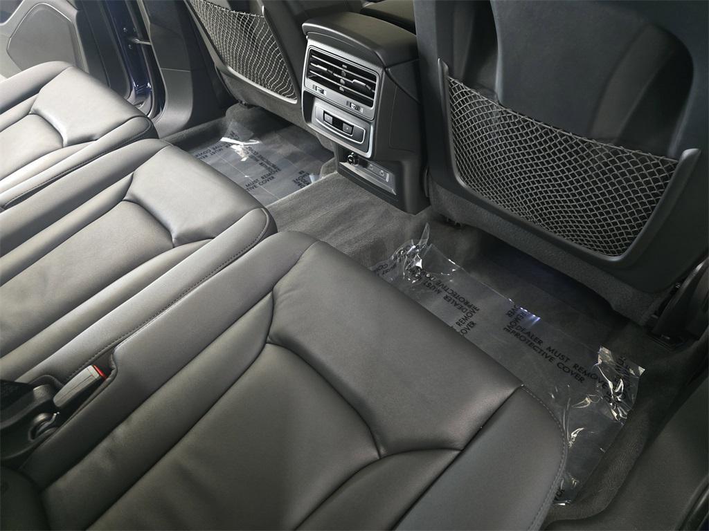 used 2022 Audi Q7 car, priced at $33,899