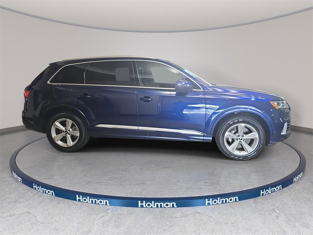 used 2022 Audi Q7 car, priced at $33,899