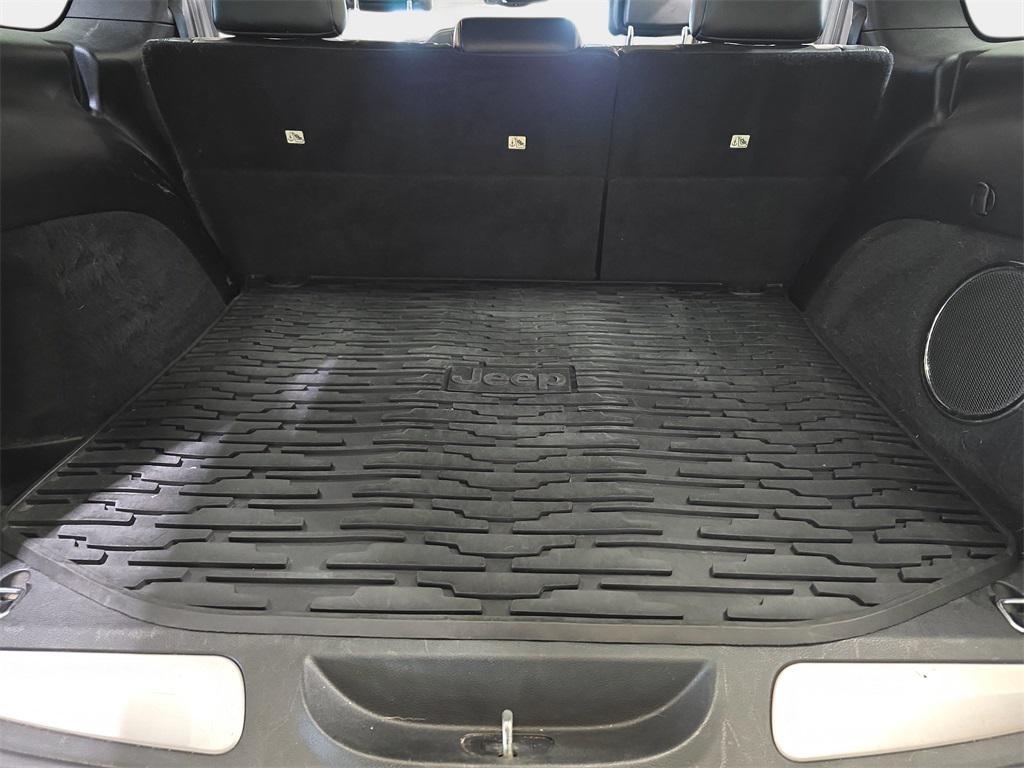 used 2012 Jeep Grand Cherokee car, priced at $11,300