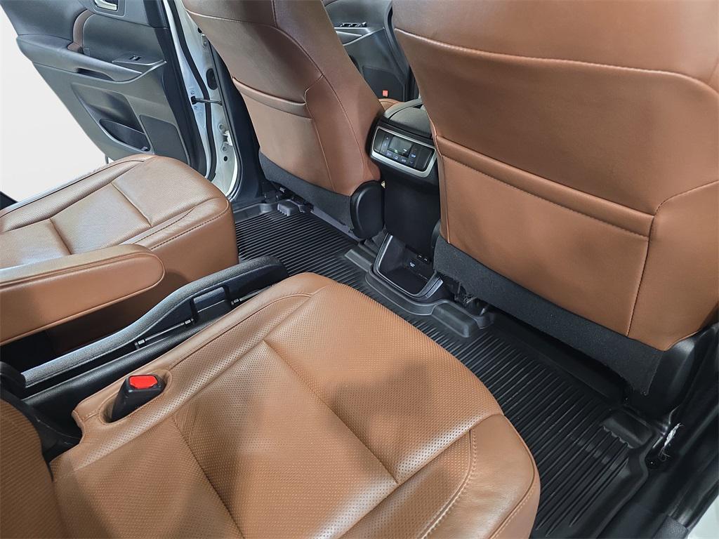 used 2019 Toyota Highlander car, priced at $24,250