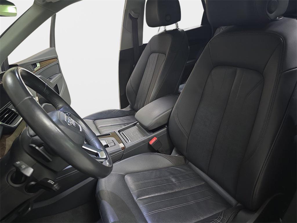 used 2019 Audi Q5 car, priced at $20,300