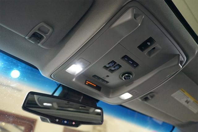 used 2015 GMC Yukon car, priced at $21,200