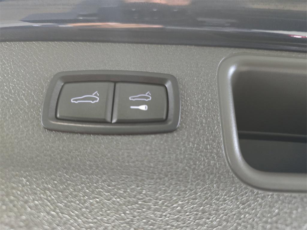 used 2016 Porsche Macan car, priced at $13,300