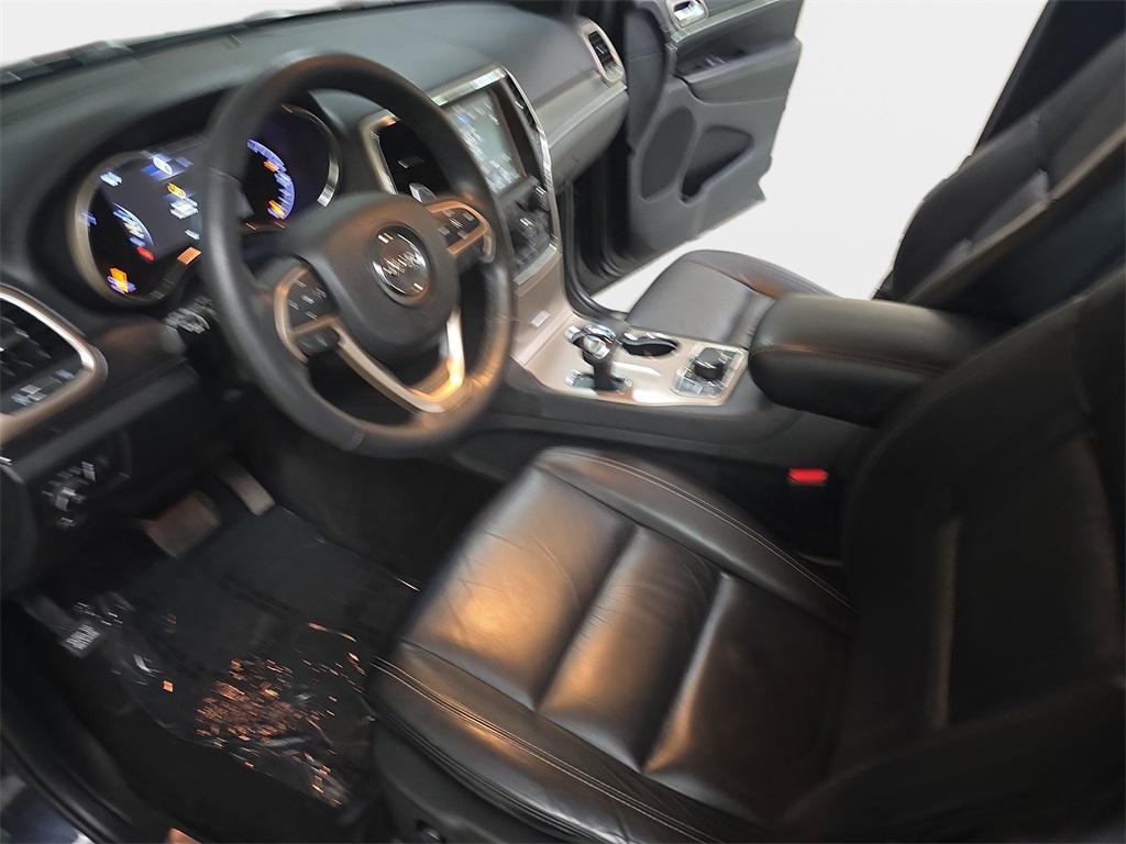 used 2015 Jeep Grand Cherokee car, priced at $13,999