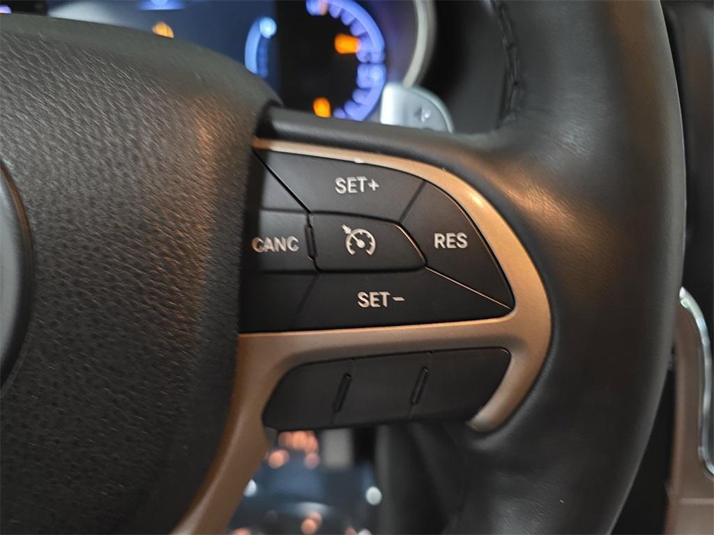 used 2015 Jeep Grand Cherokee car, priced at $13,999