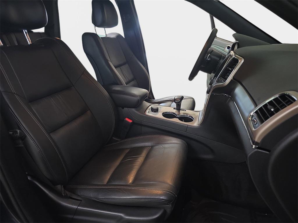 used 2015 Jeep Grand Cherokee car, priced at $13,999