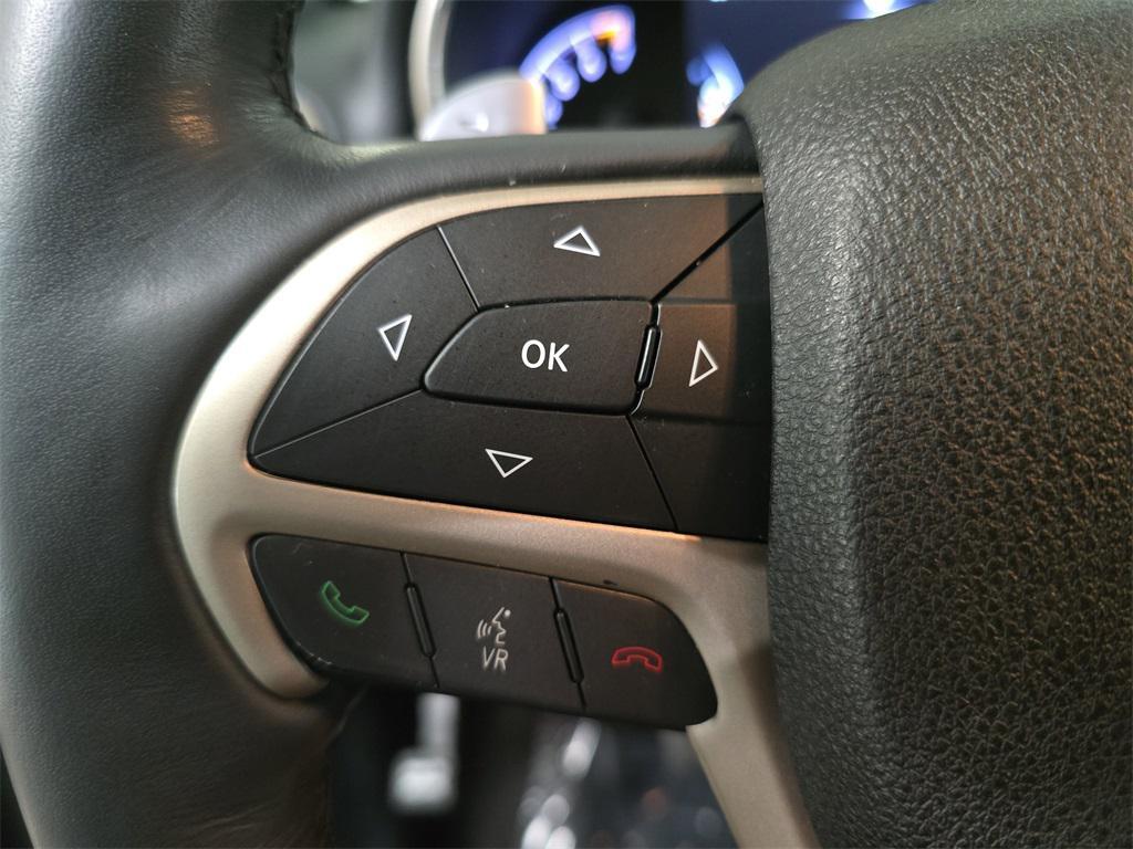 used 2015 Jeep Grand Cherokee car, priced at $13,999