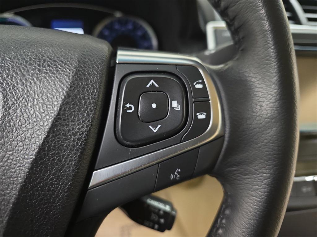 used 2016 Toyota Camry Hybrid car, priced at $18,988