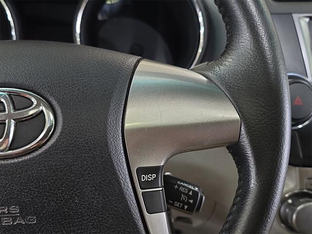 used 2013 Toyota Highlander car, priced at $12,295