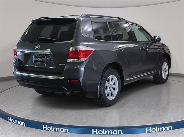 used 2013 Toyota Highlander car, priced at $12,295