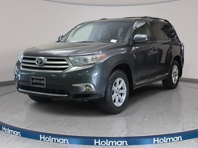 used 2013 Toyota Highlander car, priced at $12,295