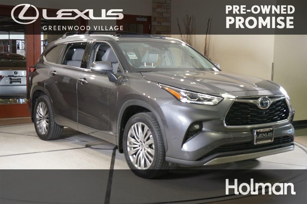 used 2022 Toyota Highlander Hybrid car, priced at $45,594