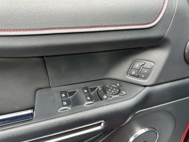 used 2022 Ford Expedition car, priced at $59,900