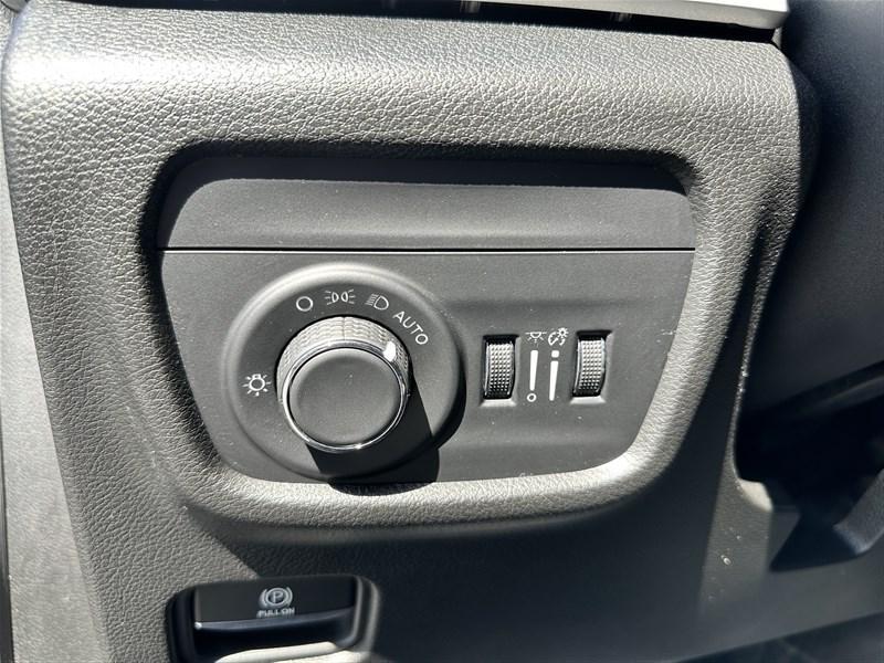 used 2023 Jeep Grand Cherokee car, priced at $30,900