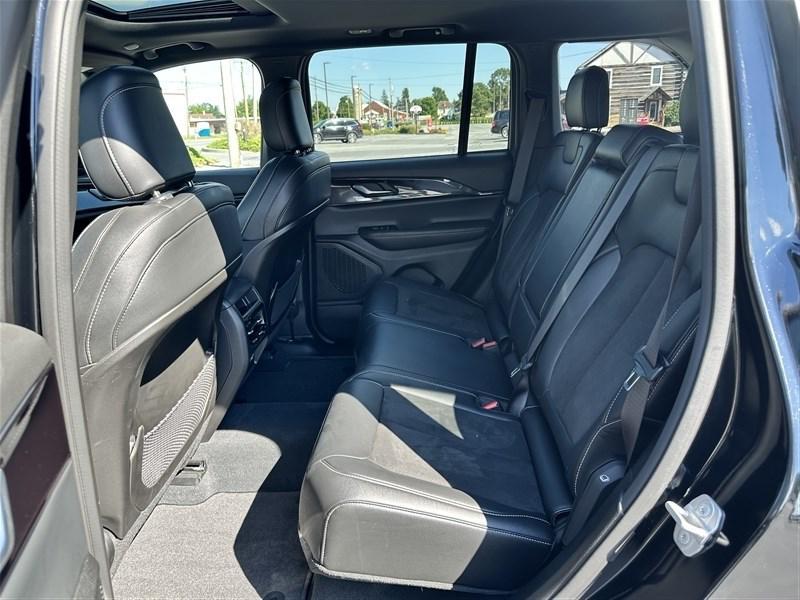 used 2023 Jeep Grand Cherokee car, priced at $30,900