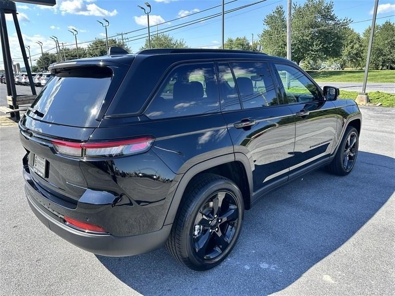 used 2023 Jeep Grand Cherokee car, priced at $30,900