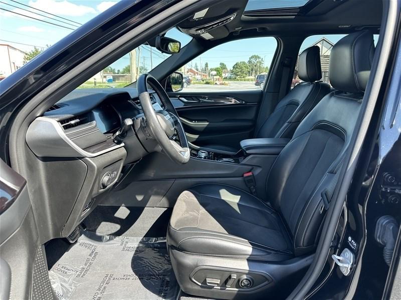 used 2023 Jeep Grand Cherokee car, priced at $30,900