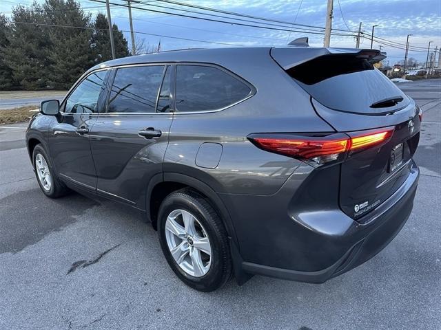 used 2020 Toyota Highlander car, priced at $27,900