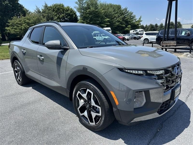 used 2022 Hyundai SANTA CRUZ car, priced at $26,500