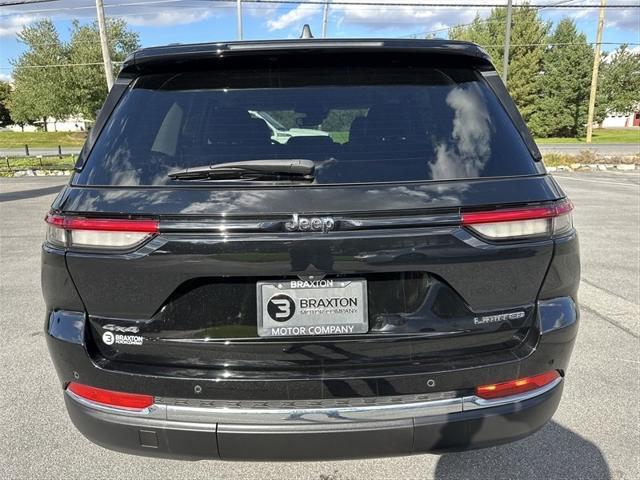 used 2022 Jeep Grand Cherokee car, priced at $35,900