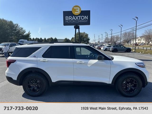 used 2023 Ford Explorer car, priced at $39,900