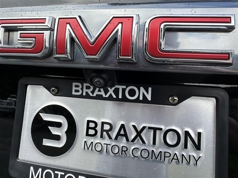 used 2022 GMC Acadia car, priced at $33,900