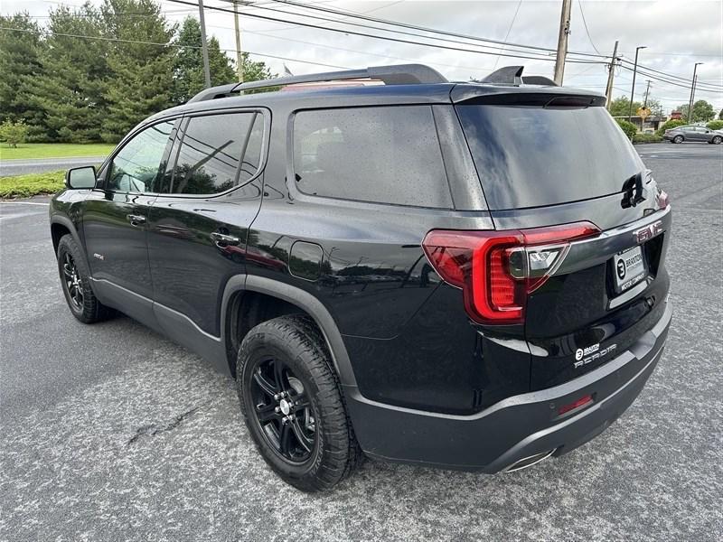 used 2022 GMC Acadia car, priced at $33,900